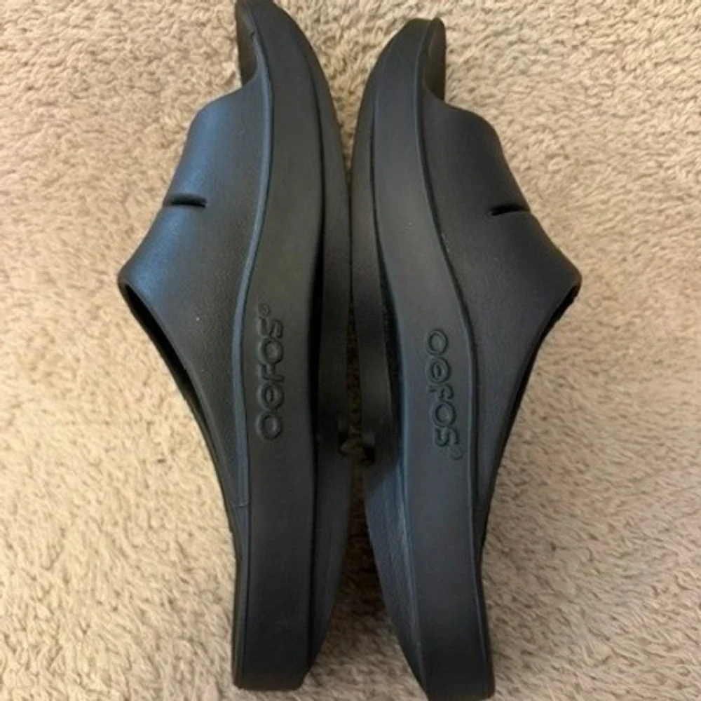 OOFOS OOahh Slide Sandals Black Recovery Comfort Shoes Womens 9 Mens 7 EU 40 - Picture 6 of 9
